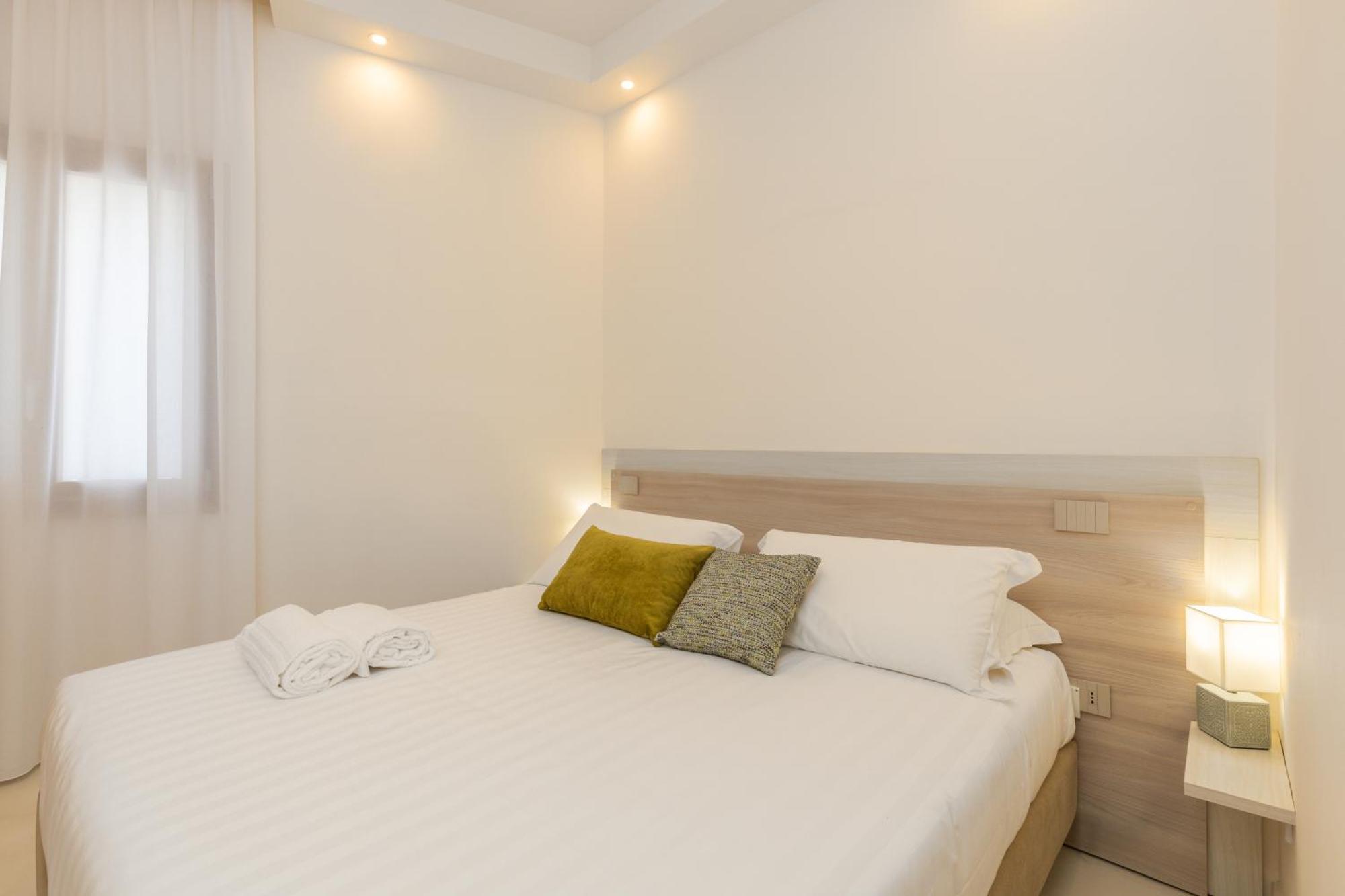 Ausentu Guest House Tortoli Bagian luar foto