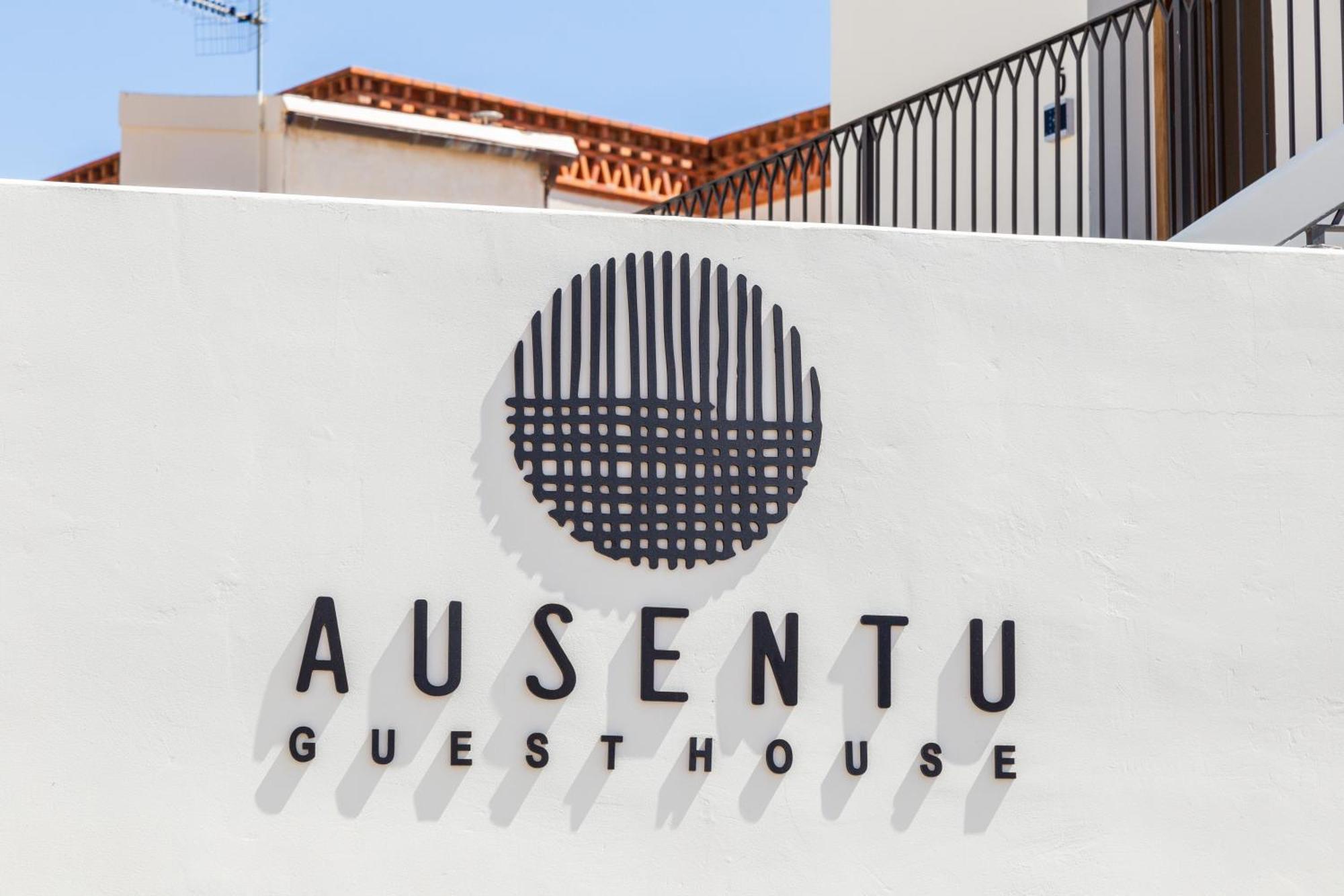 Ausentu Guest House Tortoli Bagian luar foto